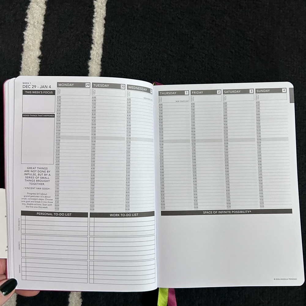 Passion Planner - Year of the Horse Red - Picture 11 of 14